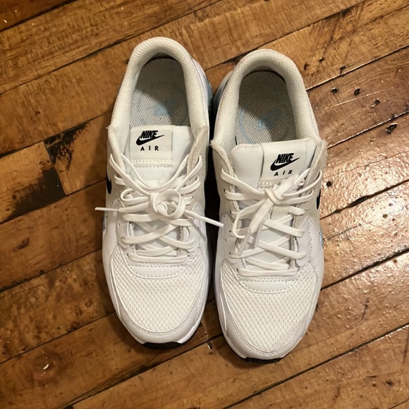 mens white and blue nike shoes